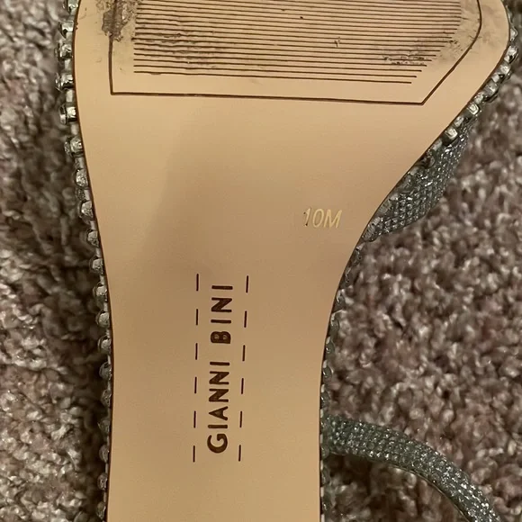 Gianni Bini High Heel Size 10 - Picture 2 of 3